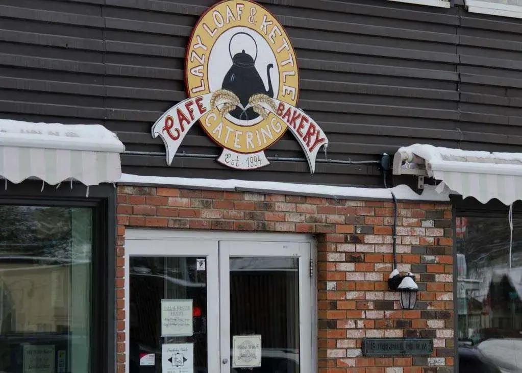 357 Point Mckay Gardens NW