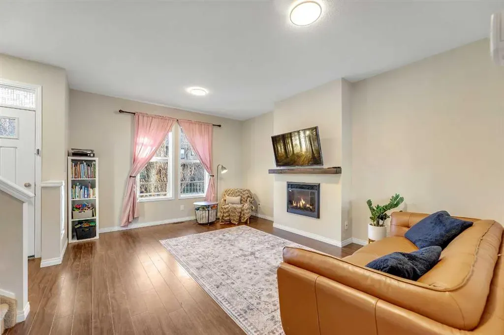 11 Williamstown Gardens NW