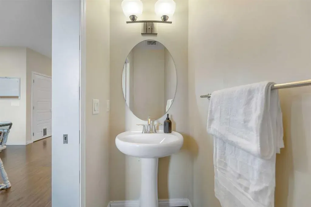 11 Williamstown Gardens NW