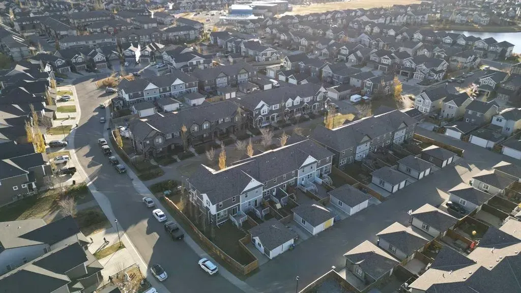 11 Williamstown Gardens NW