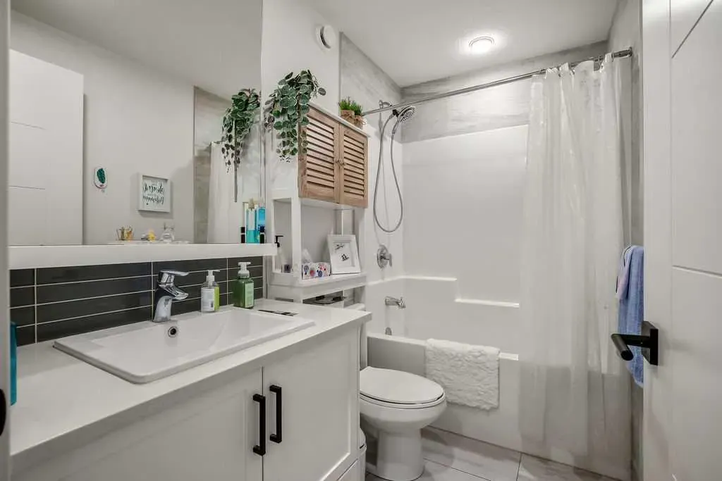 100 Walgrove Court SE, #3206