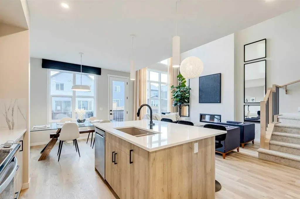 16 Heirloom Drive SE