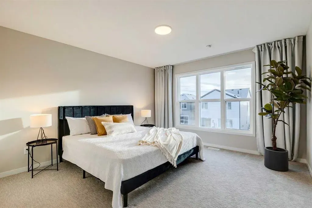 16 Heirloom Drive SE