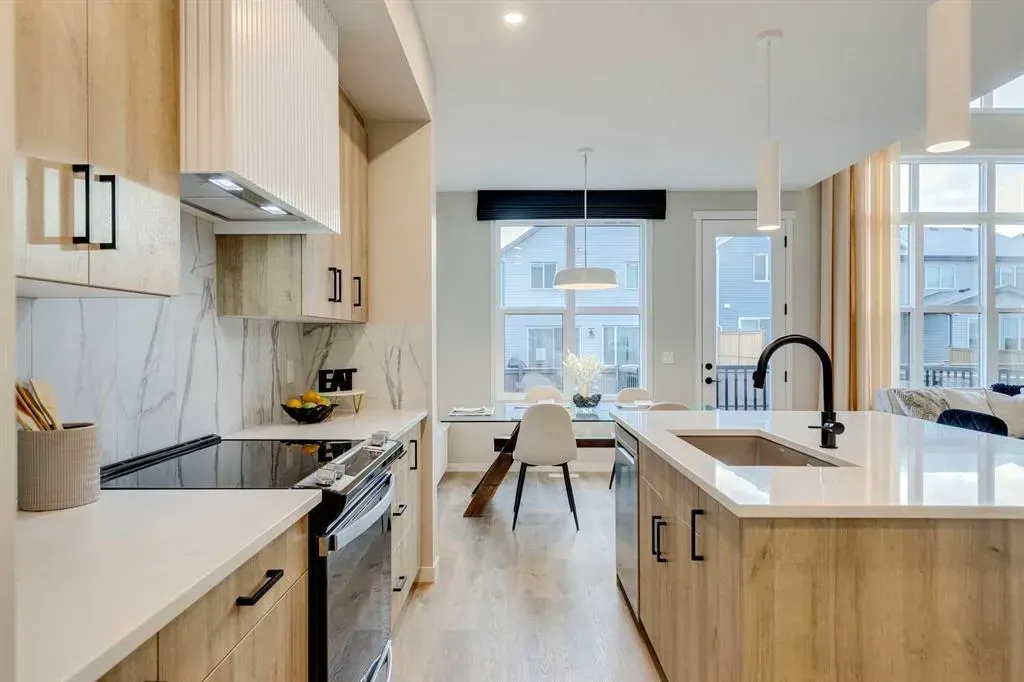 16 Heirloom Drive SE