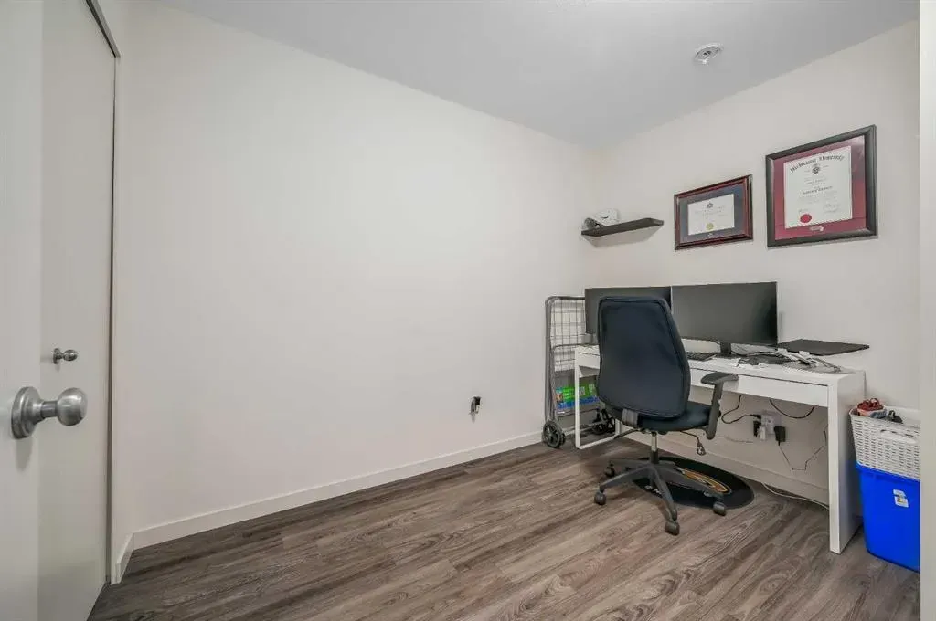 181 Skyview Ranch Manor NE, #2212