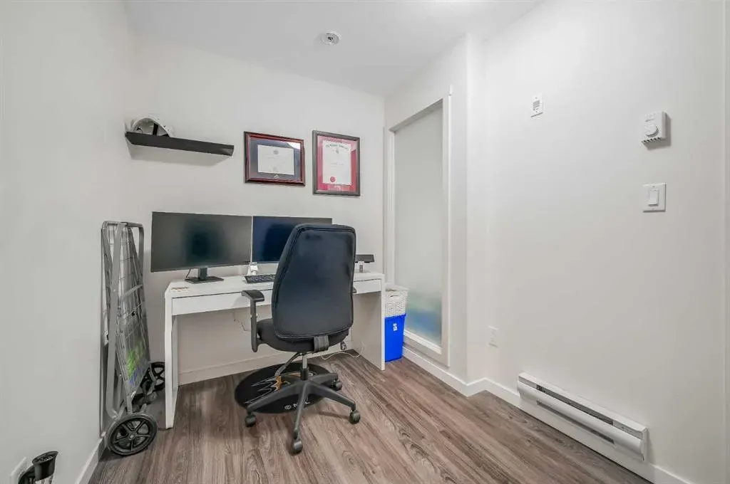 181 Skyview Ranch Manor NE, #2212