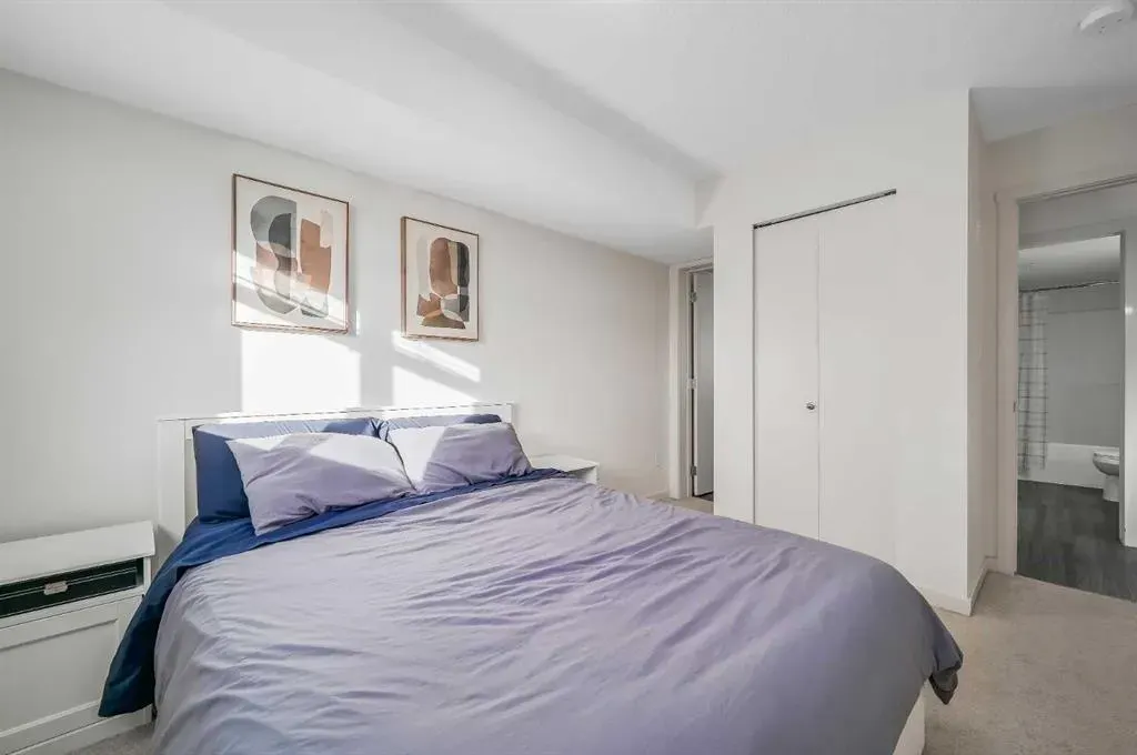 181 Skyview Ranch Manor NE, #2212