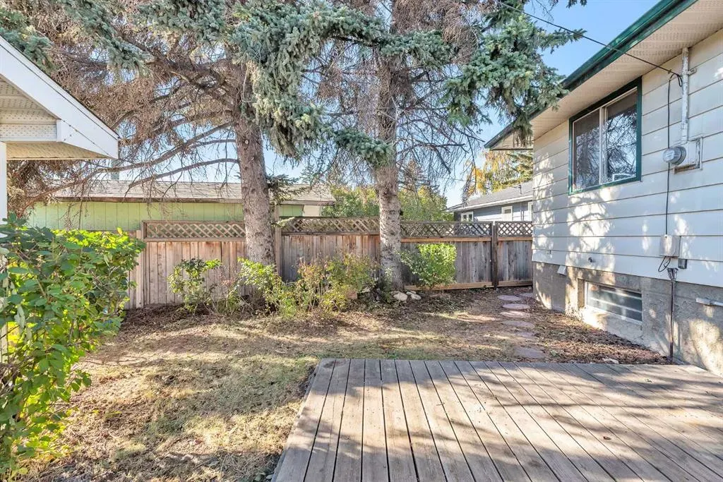 212 Dovercrest Place SE