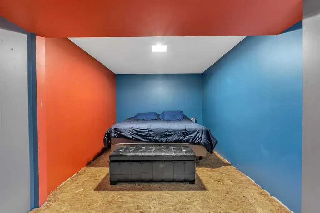 212 Dovercrest Place SE