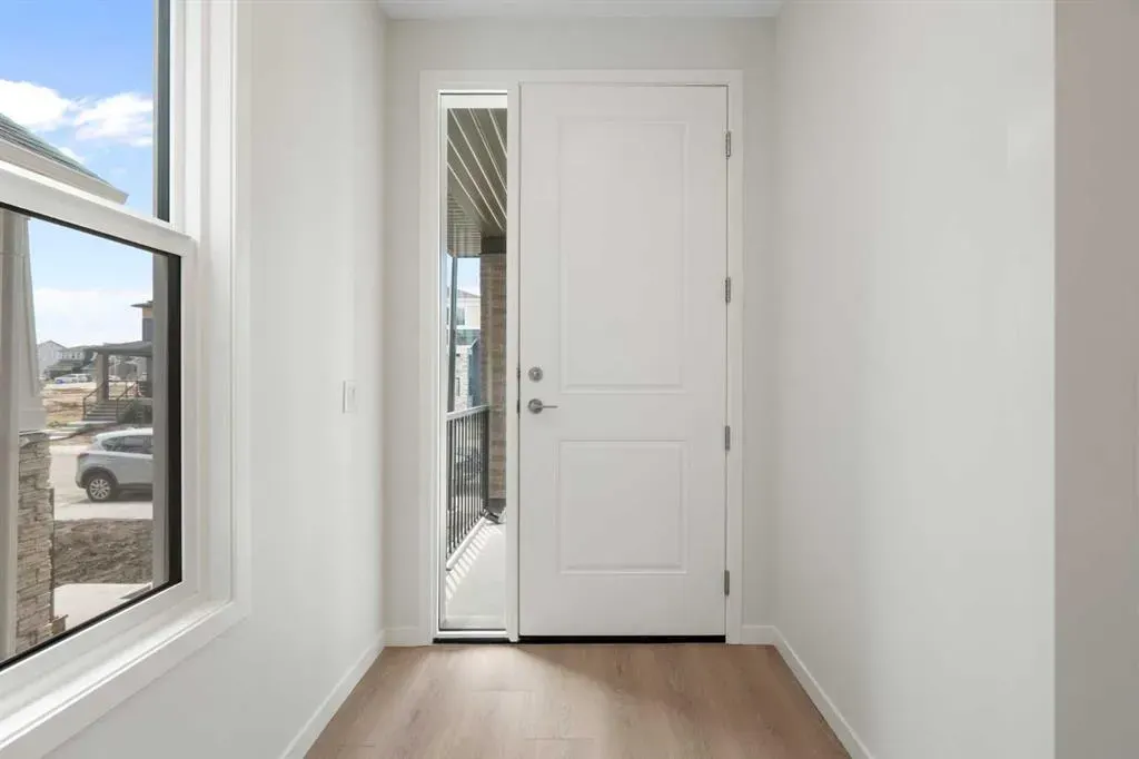 135 Creekview Gardens SW