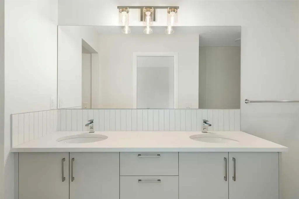 135 Creekview Gardens SW