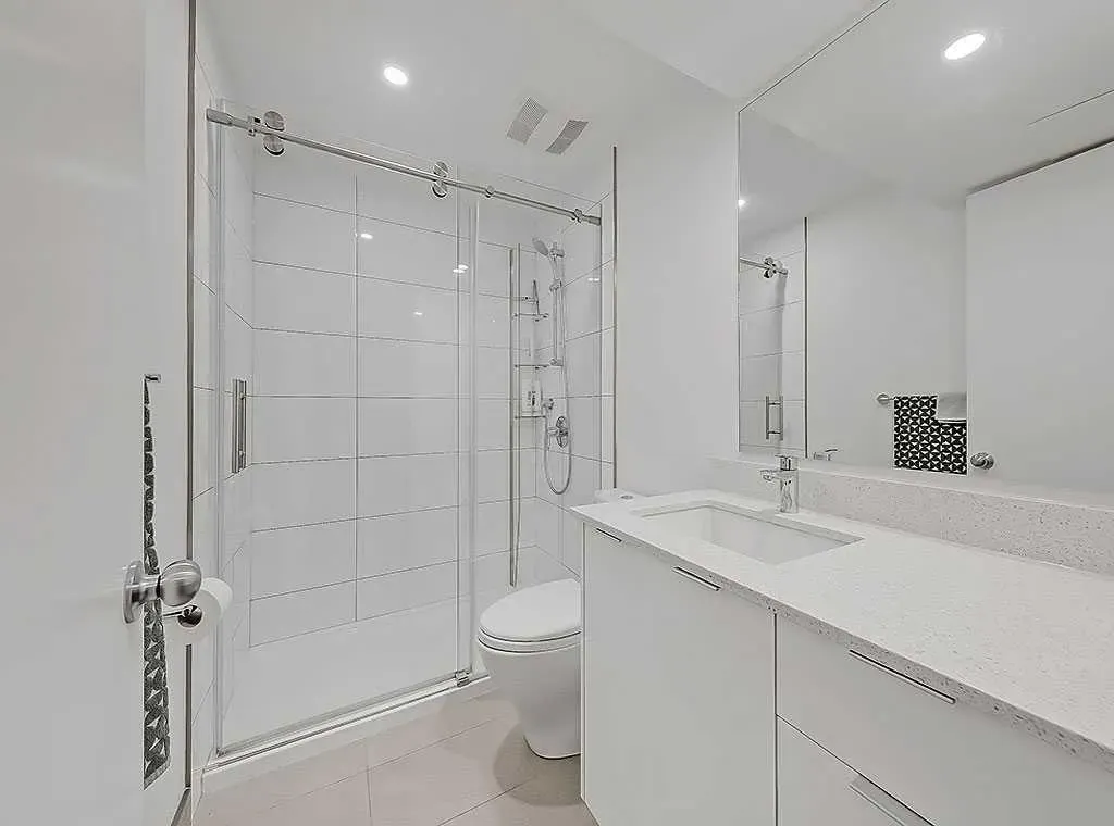 2127 34 Avenue SW, #2