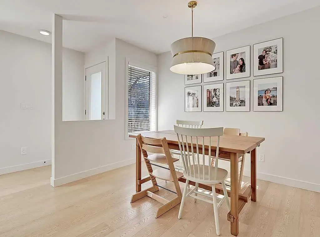 2127 34 Avenue SW, #2