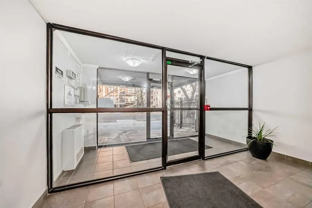 1213 13 Avenue SW, #205