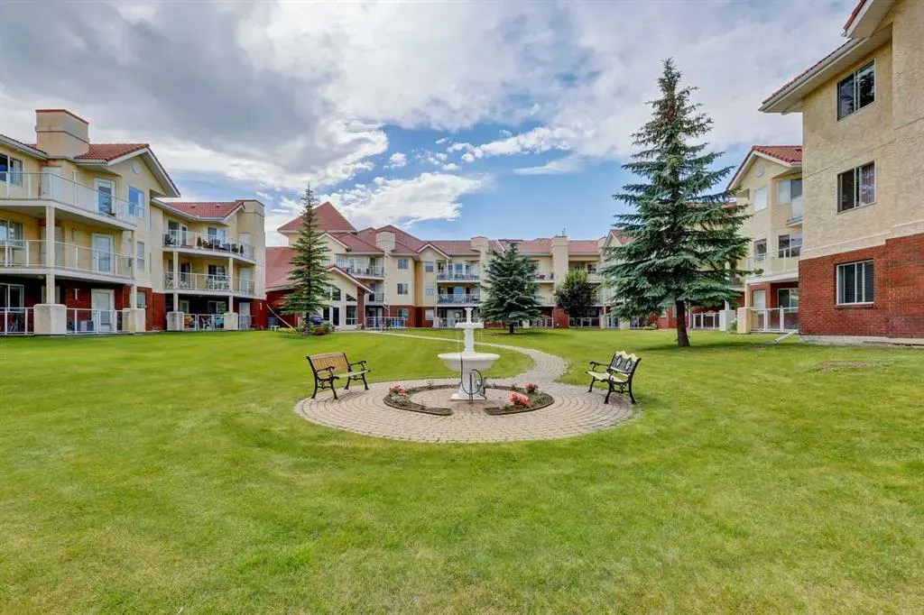 1818 Simcoe Boulevard SW, #1205