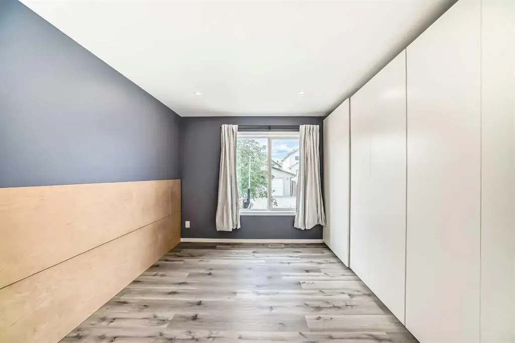 12650 Coventry Hills Way NE