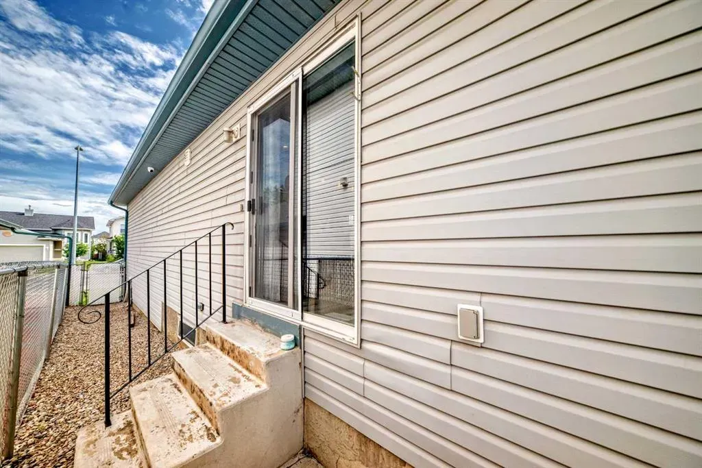 12650 Coventry Hills Way NE