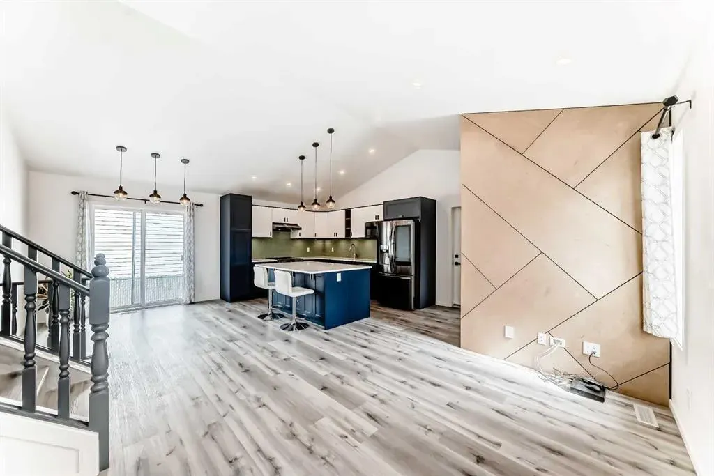 12650 Coventry Hills Way NE