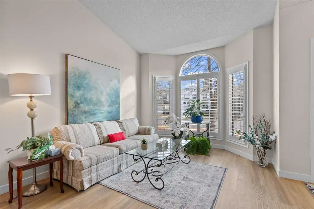 104 Hampshire Close NW