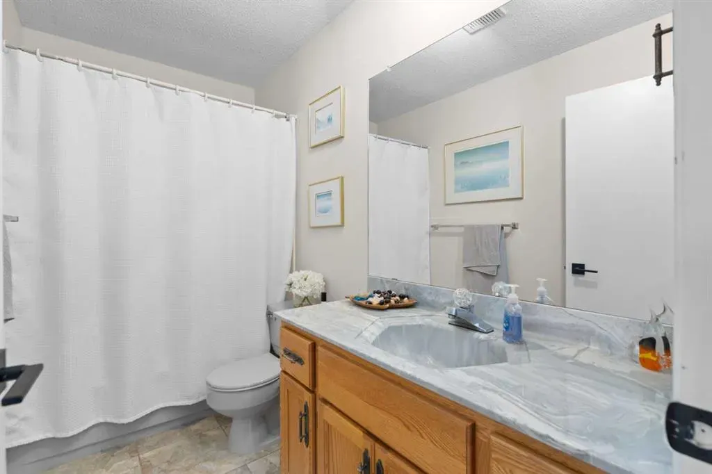 104 Hampshire Close NW