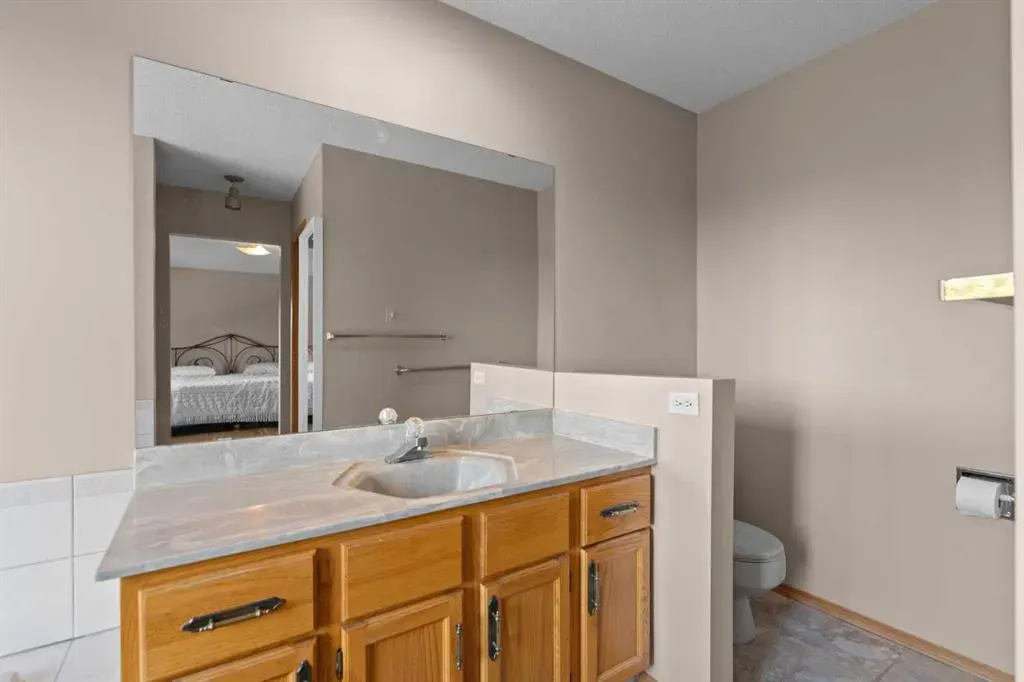 104 Hampshire Close NW