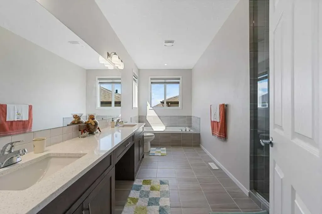 2091 Windbury Crescent SW