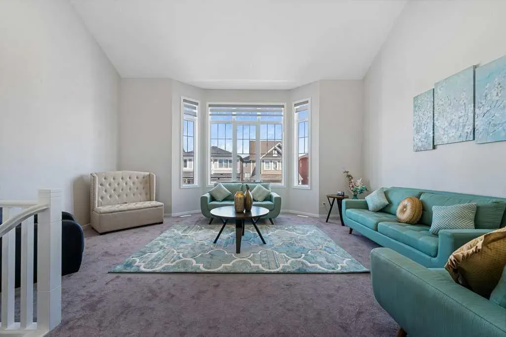 2091 Windbury Crescent SW