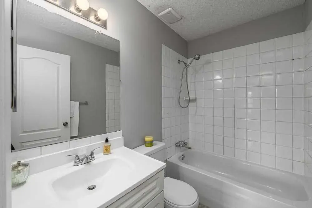 3200 60 Street NE, #4