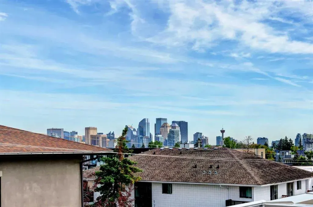 2717 17 Street SW, #208