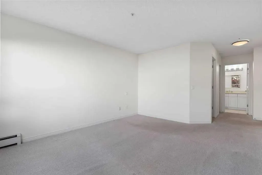 2144 Paliswood Road SW, #206