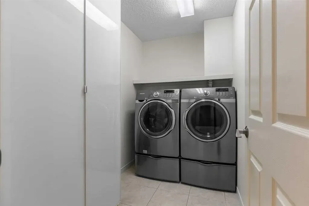 2144 Paliswood Road SW, #206