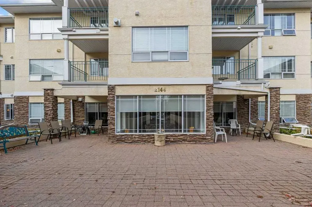 2144 Paliswood Road SW, #206