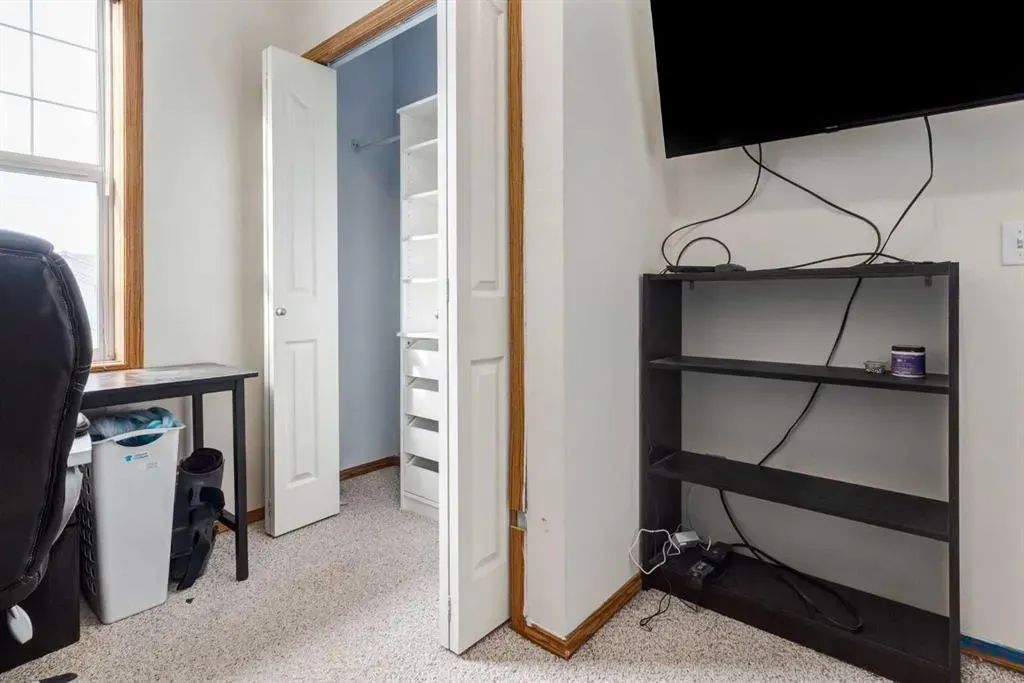 191 Panamount Heights NW