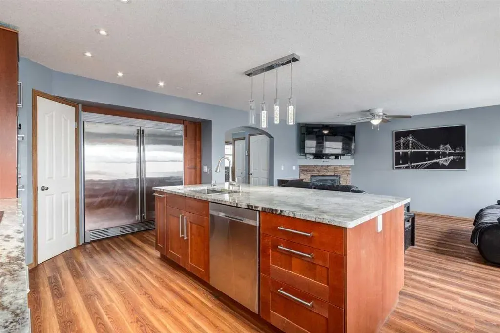 191 Panamount Heights NW