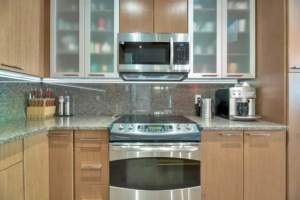 220 12 Avenue SE, #2405