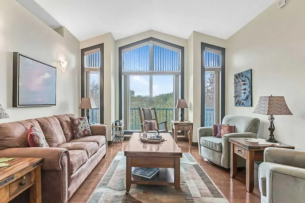 263 Willow Ridge Manor SW