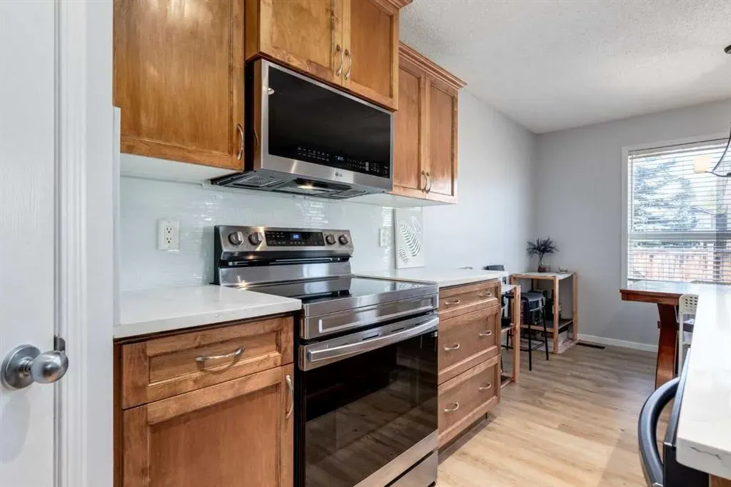 90 Tuscany Springs Hill NW