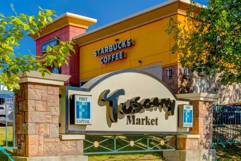 90 Tuscany Springs Hill NW