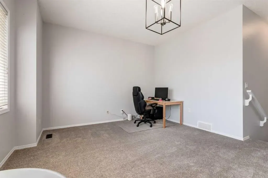 90 Tuscany Springs Hill NW