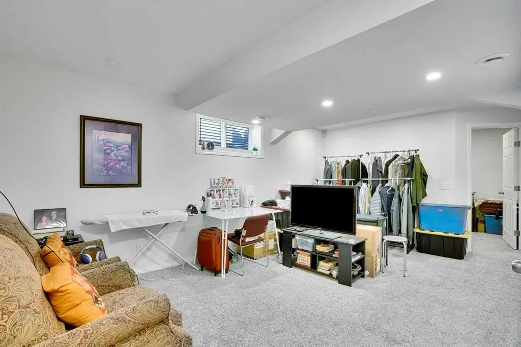 155 Covepark Green NE