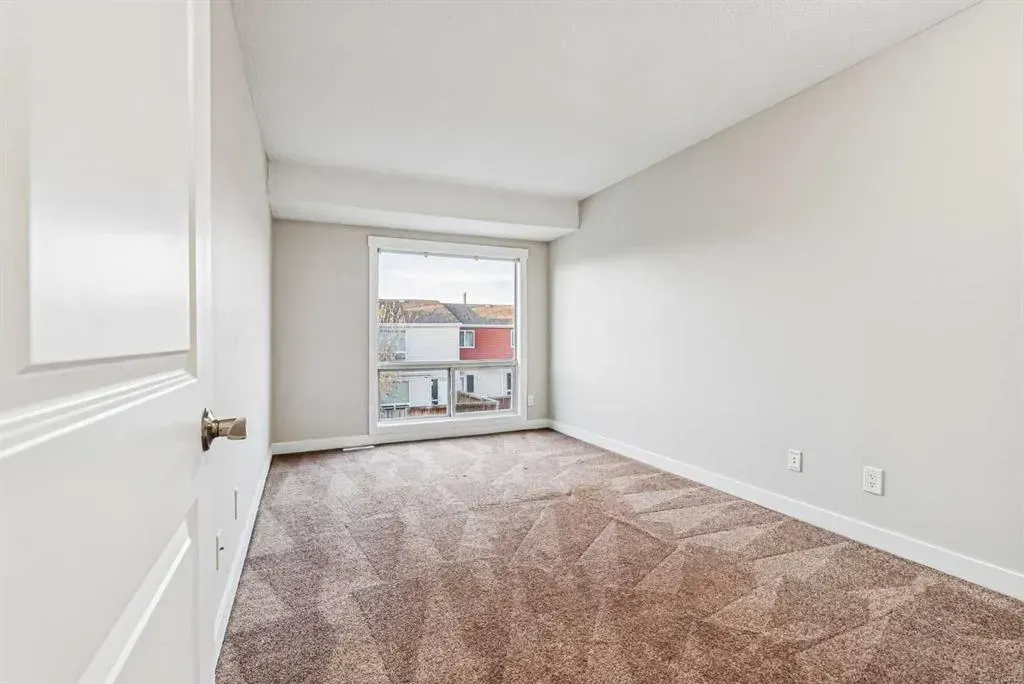 5425 Pensacola Crescent SE, #60