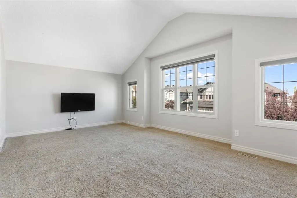 64 Sage Berry Road NW