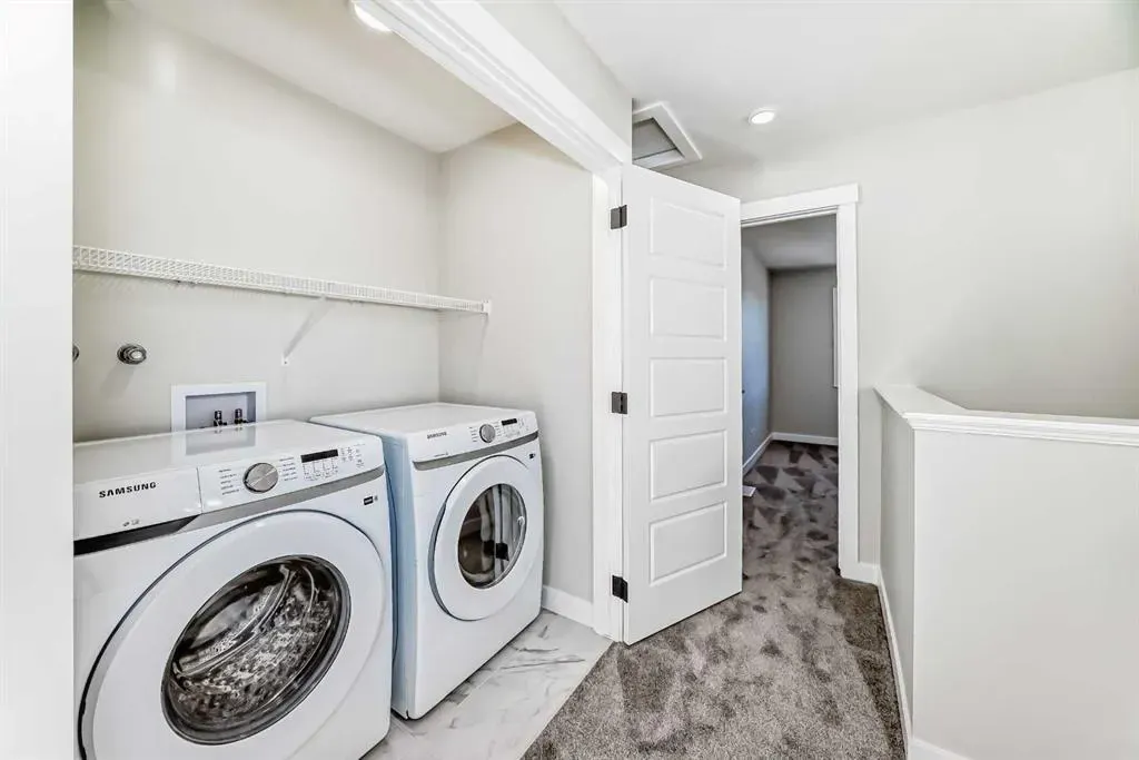 1001 REYNOLDS Crescent SW