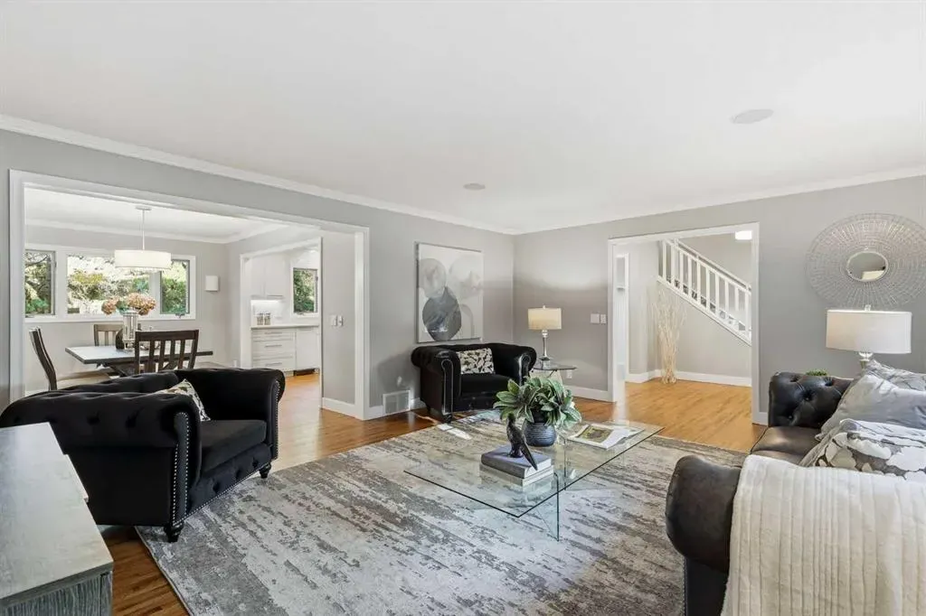 723 Willamette Drive SE