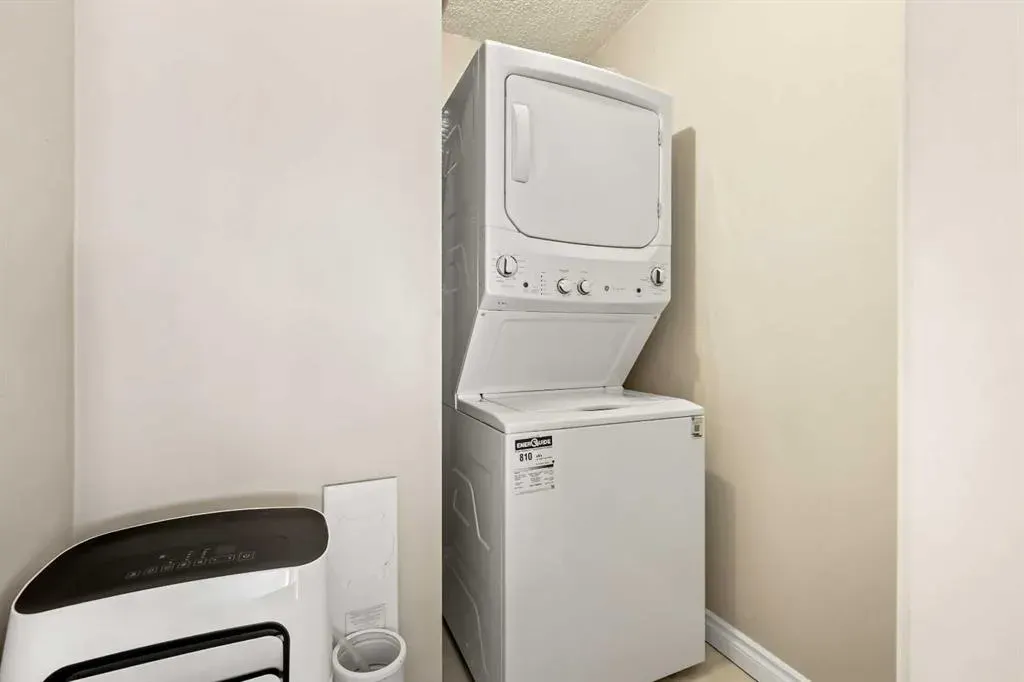 1411 7 Street SW, #302