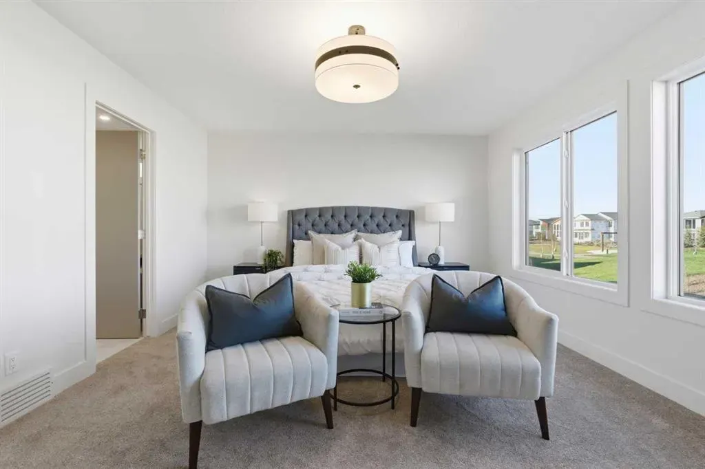 11 Rowmont Gardens NW