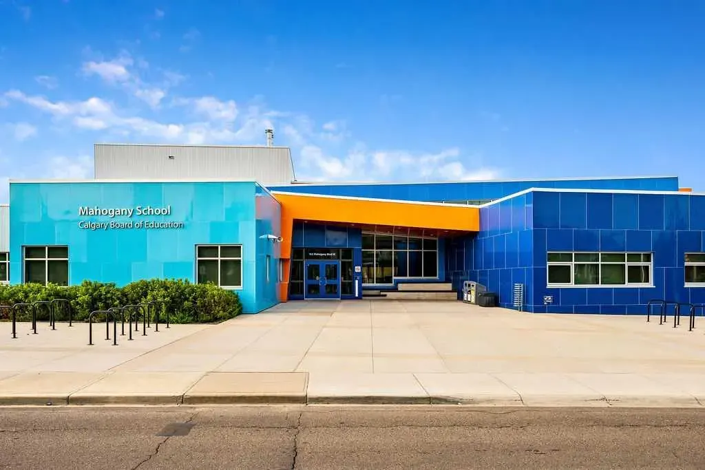 37 Marquis Common SE