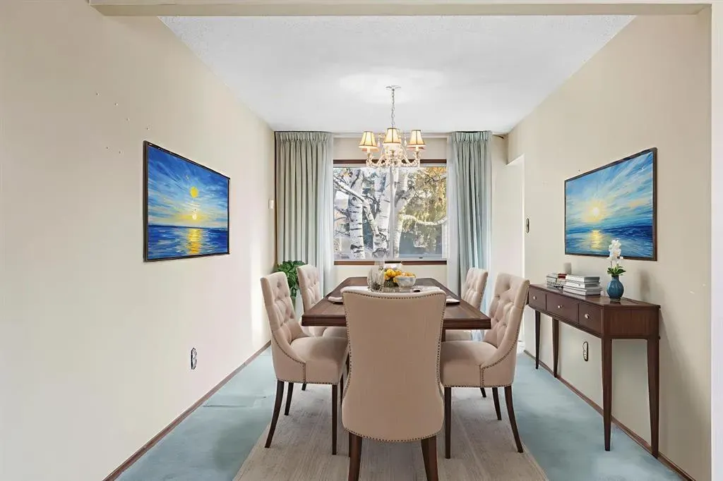 3375 Breton Close NW