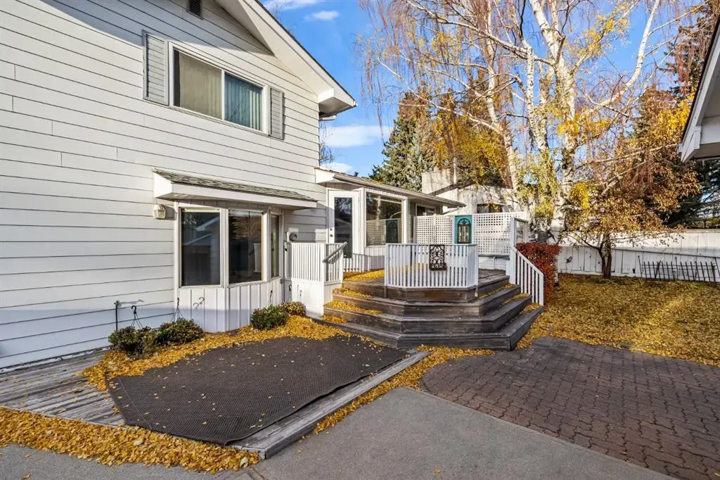 3375 Breton Close NW