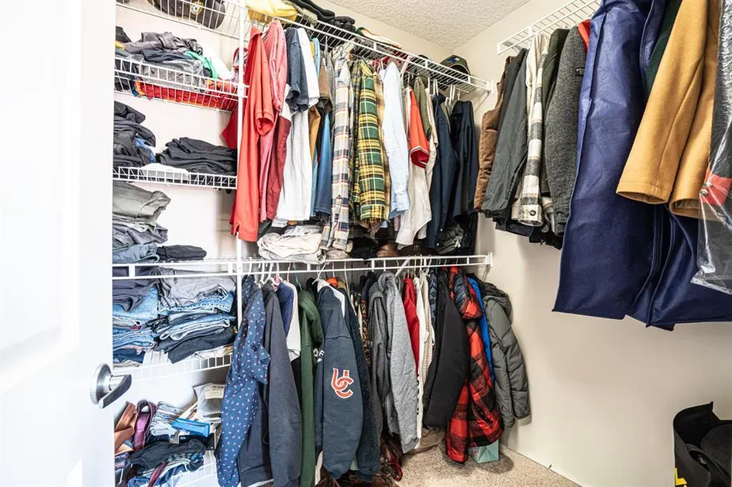 269 Skyview Shores Manor NE